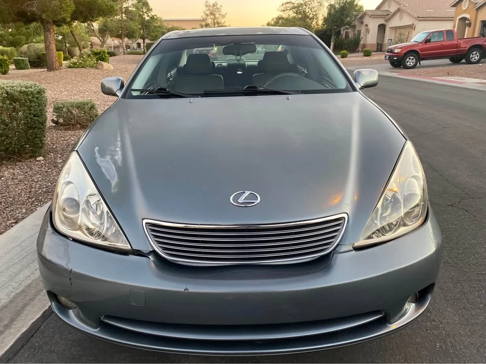 2005 Lexus ES 4th Gen - Image 3 of 16