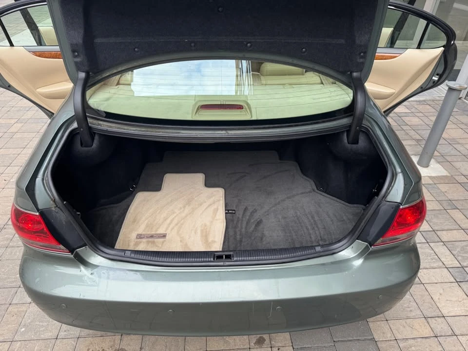 2005 Lexus ES 4th Gen - Image 15 of 20