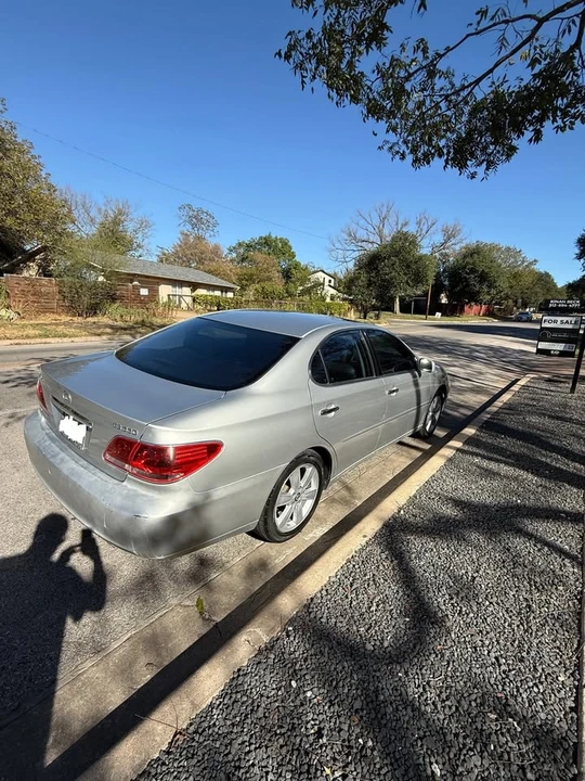 2005 Lexus ES 3rd Gen - Image 4 of 6