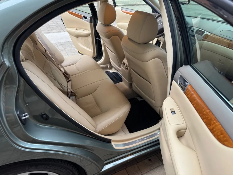 2005 Lexus ES 4th Gen - Image 14 of 20