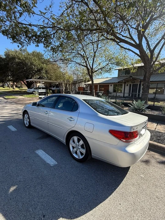 2005 Lexus ES 3rd Gen - Image 3 of 6