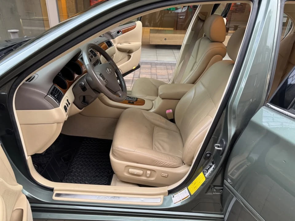 2005 Lexus ES 4th Gen - Image 17 of 20