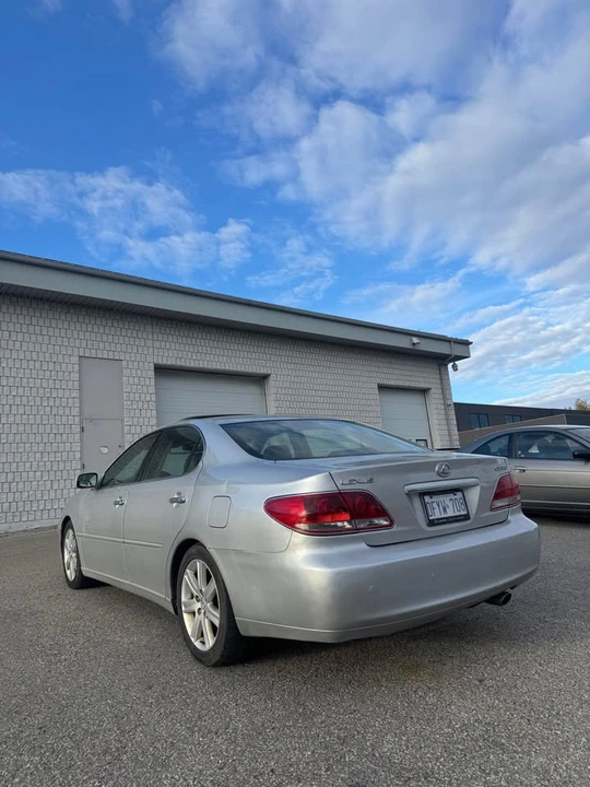 2005 Lexus ES 3rd Gen - Image 4 of 6