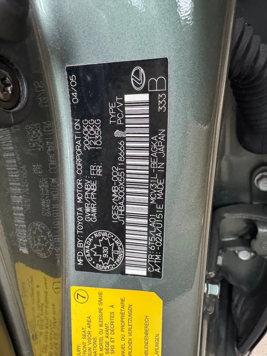 2005 Lexus ES 4th Gen - Image 12 of 20