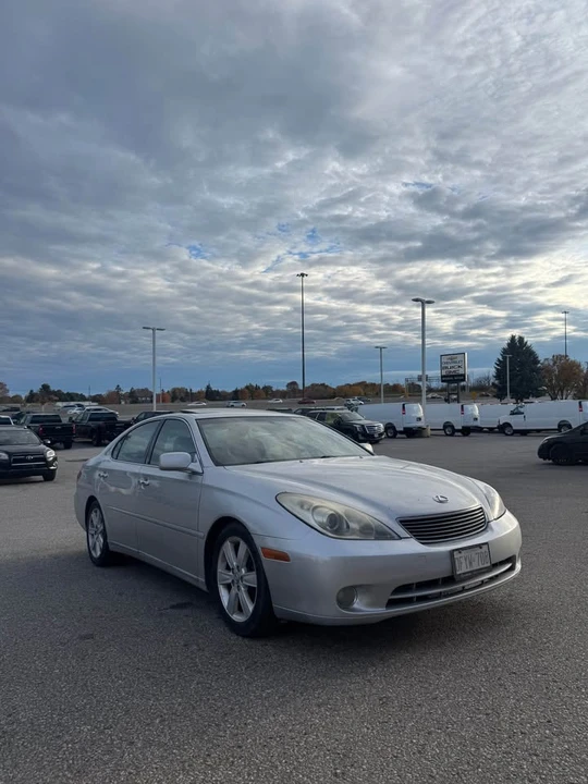 2005 Lexus ES 3rd Gen - Image 2 of 6