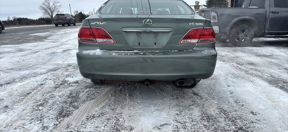 2005 Lexus ES 4th Gen - Image 2 of 10