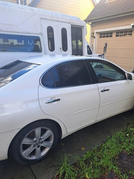 2005 Lexus ES 3rd Gen - Image 5 of 7