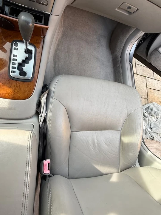 2005 Lexus ES 4th Gen - Image 7 of 15
