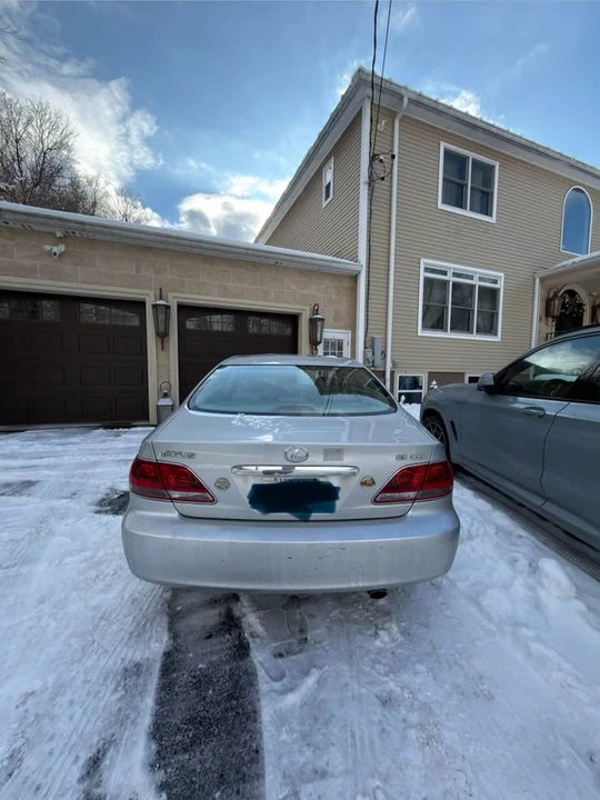 2005 Lexus ES 4th Gen - Image 7 of 11
