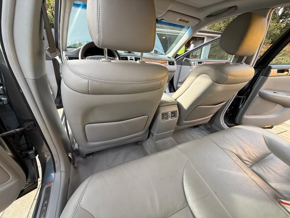 2005 Lexus ES 4th Gen - Image 8 of 15
