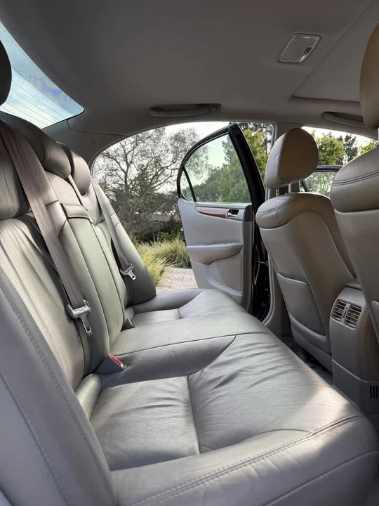 2005 Lexus ES 4th Gen - Image 3 of 15