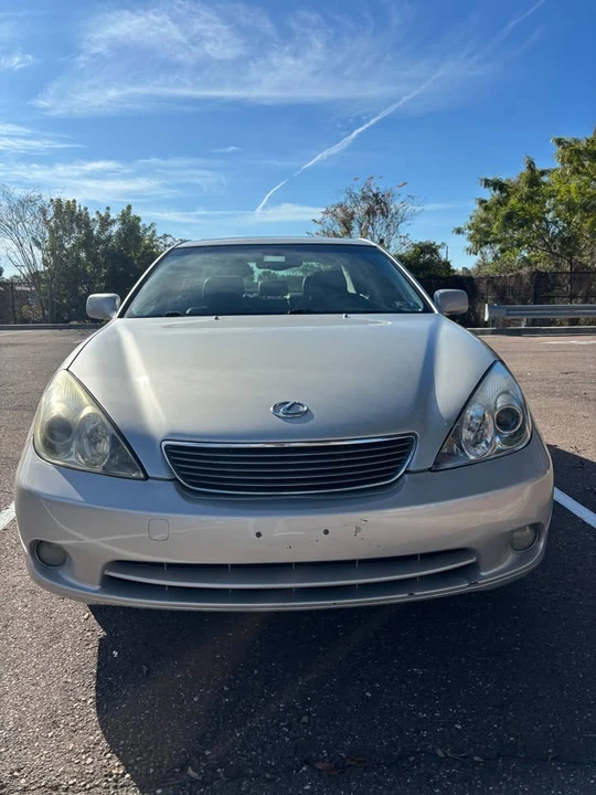 2005 Lexus ES 4th Gen - Image 13 of 18