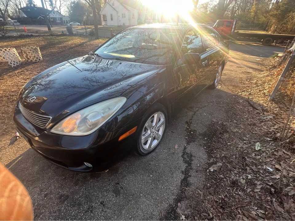 2005 Lexus ES 4th Gen - Image 2 of 8