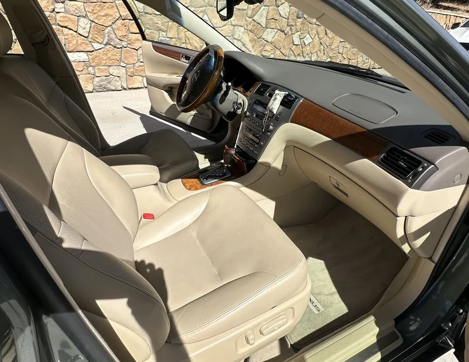 2005 Lexus ES 4th Gen - Image 7 of 13