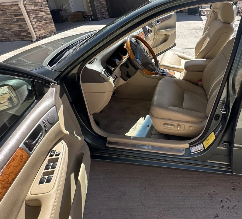 2005 Lexus ES 4th Gen - Image 9 of 13