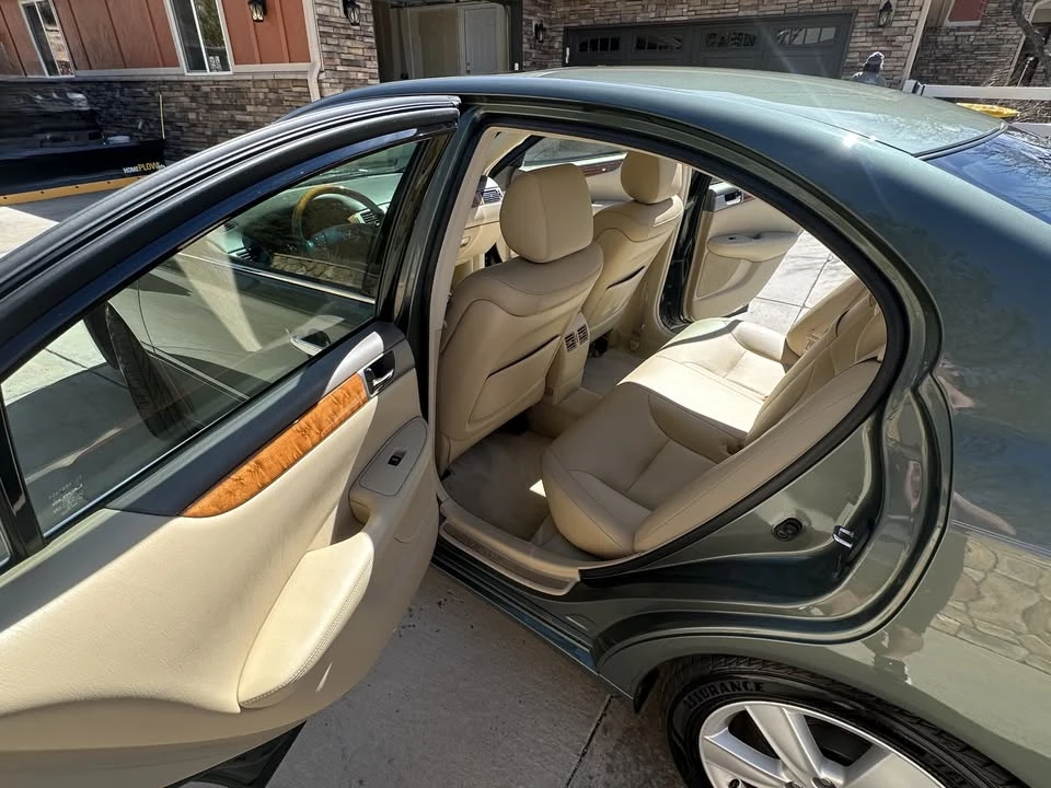 2005 Lexus ES 4th Gen - Image 11 of 13