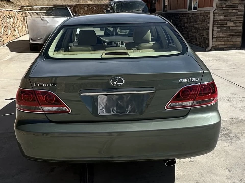 2005 Lexus ES 4th Gen - Image 5 of 13