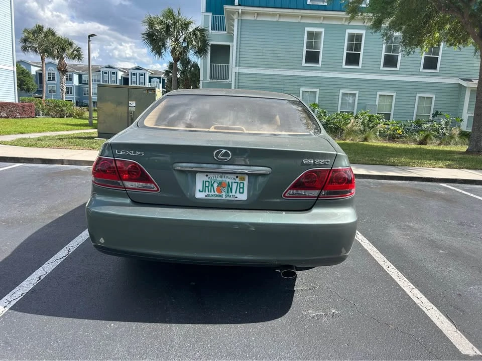 2005 Lexus ES 4th Gen - Image 4 of 6