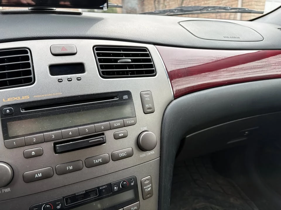 2005 Lexus ES 4th Gen - Image 7 of 8
