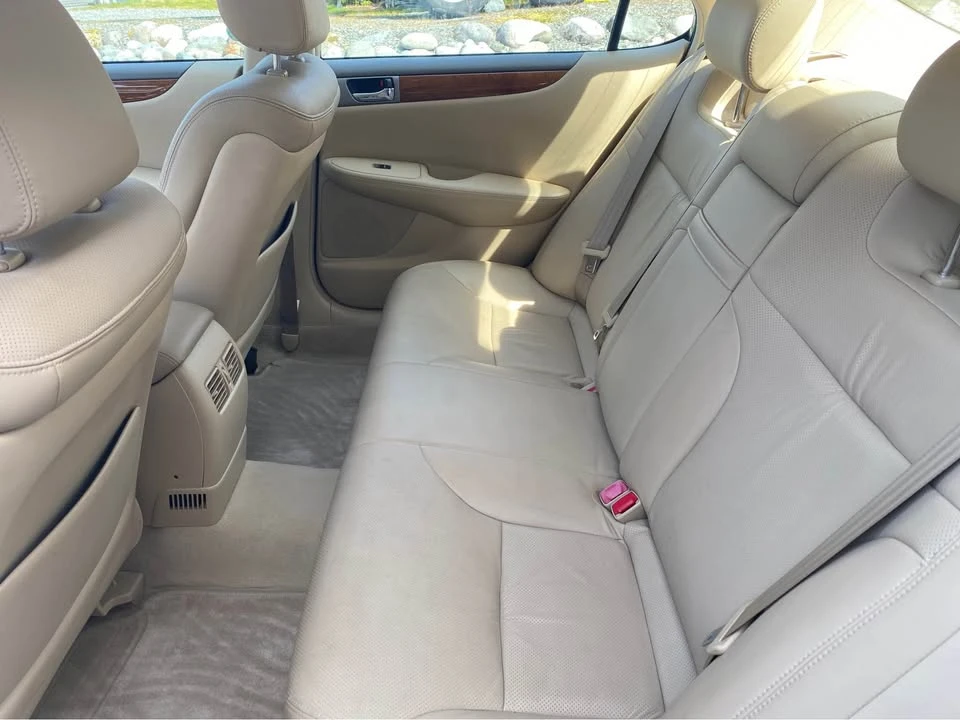 2005 Lexus ES 4th Gen - Image 8 of 11