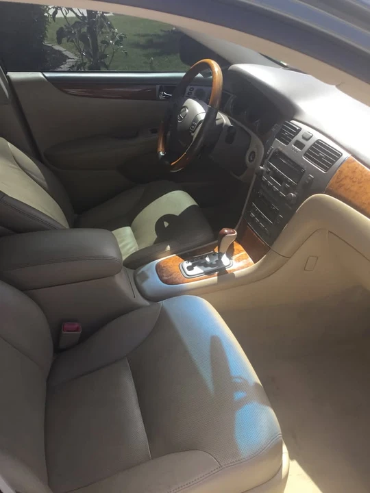 2005 Lexus ES 4th Gen - Image 12 of 18