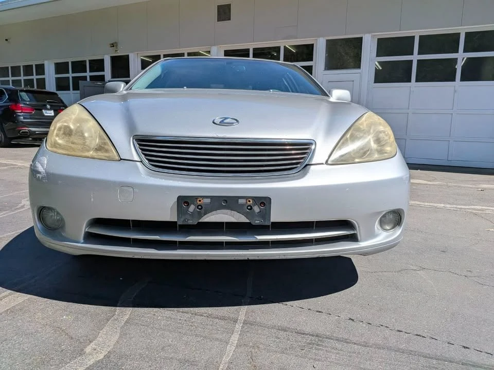 2005 Lexus ES 4th Gen - Image 8 of 15