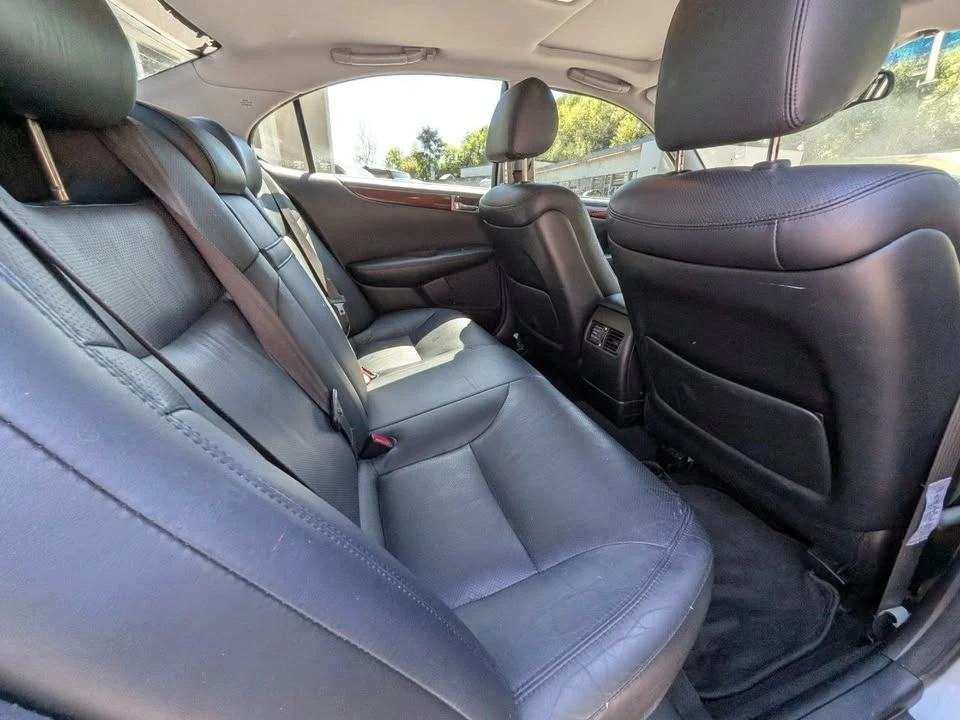 2005 Lexus ES 4th Gen - Image 12 of 15