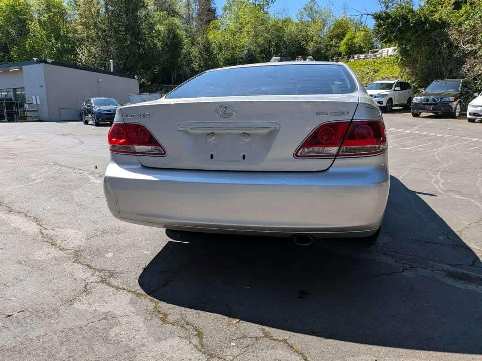 2005 Lexus ES 4th Gen - Image 4 of 15
