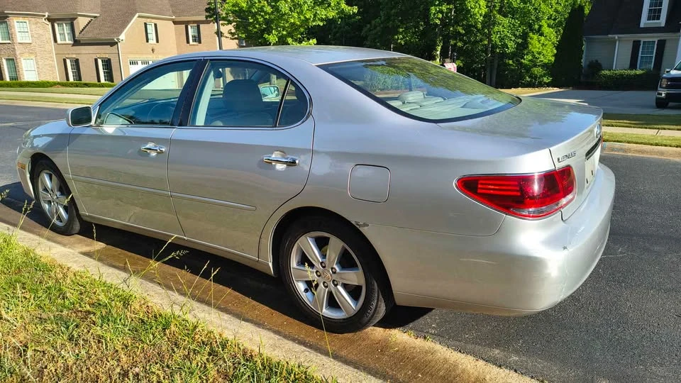 2005 Lexus ES 4th Gen - Image 3 of 20