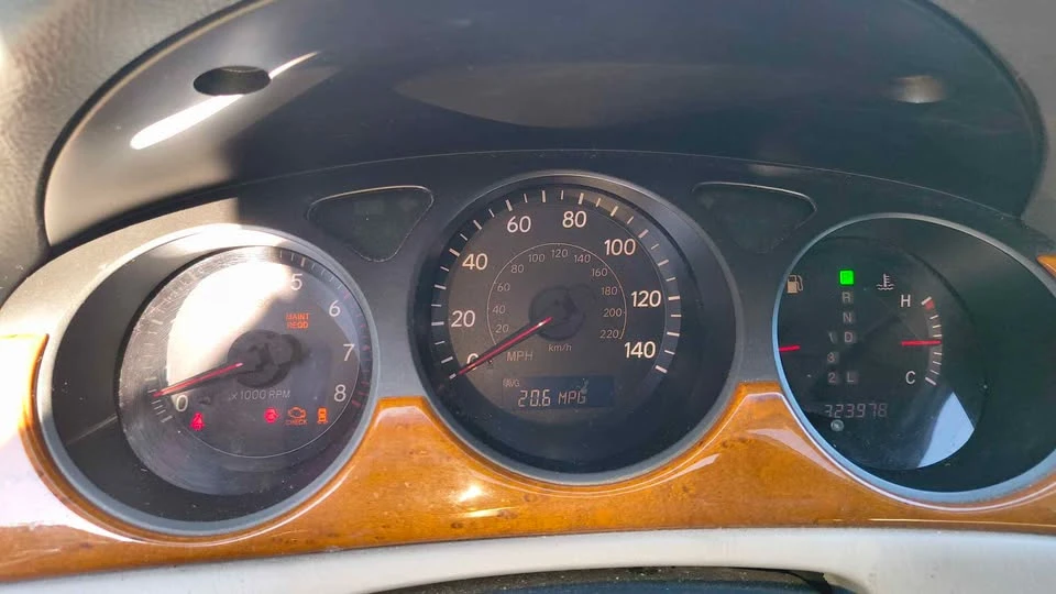 2005 Lexus ES 4th Gen - Image 17 of 20