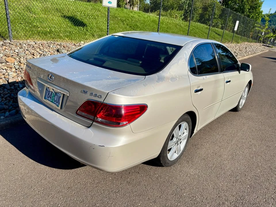 2005 Lexus ES 4th Gen - Image 3 of 20