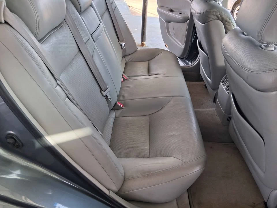 2005 Lexus ES 4th Gen - Image 12 of 13