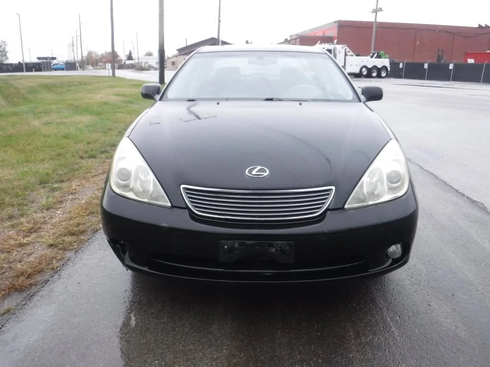 2005 Lexus ES 4th Gen - Image 2 of 14