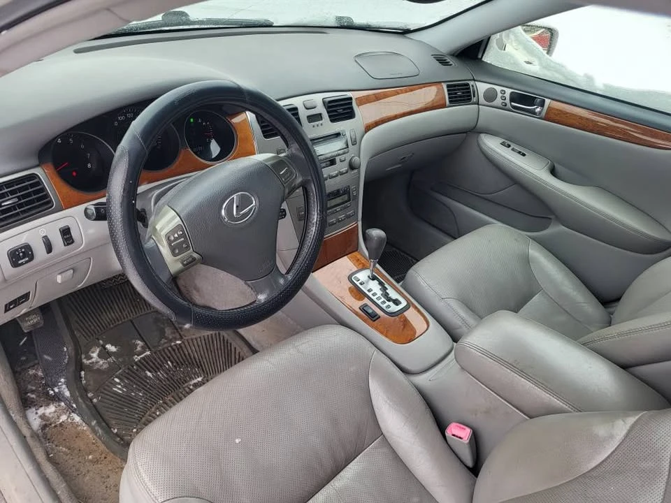 2005 Lexus ES 4th Gen - Image 5 of 6