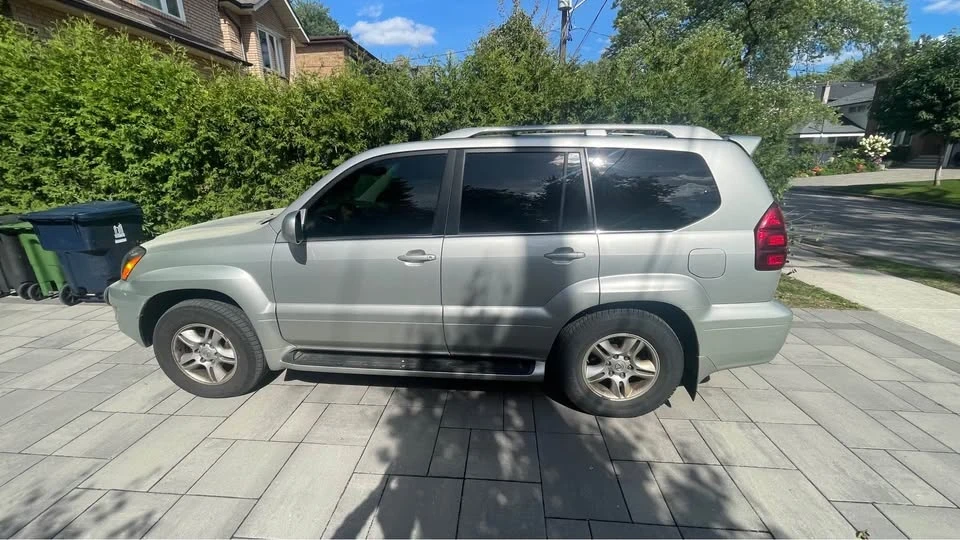 2005 Lexus GX 1st Gen - Image 6 of 7