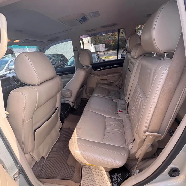 2005 Lexus GX 1st Gen - Image 6 of 7