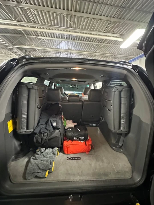 2005 Lexus GX 1st Gen - Image 12 of 12