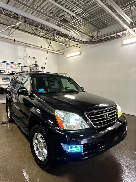 2005 Lexus GX 1st Gen - Image 6 of 12