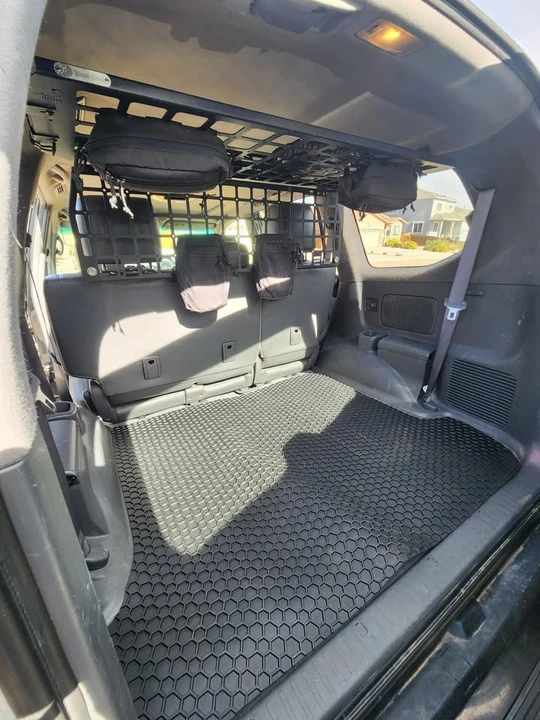 2005 Lexus GX 1st Gen - Image 12 of 14