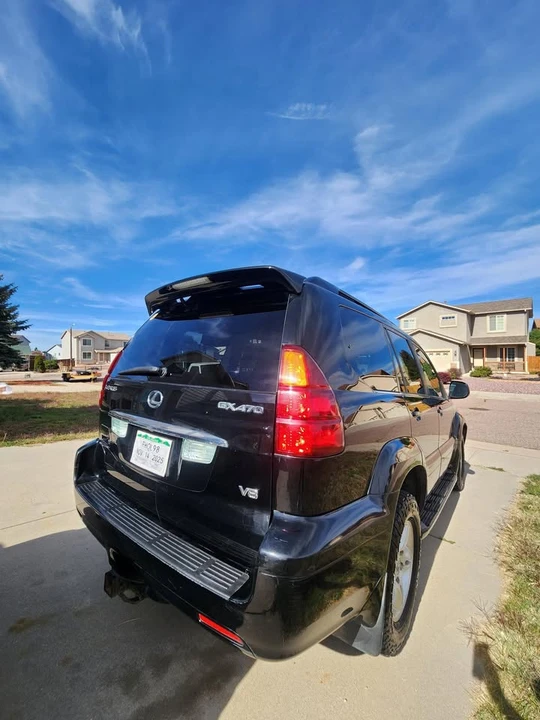 2005 Lexus GX 1st Gen - Image 5 of 14