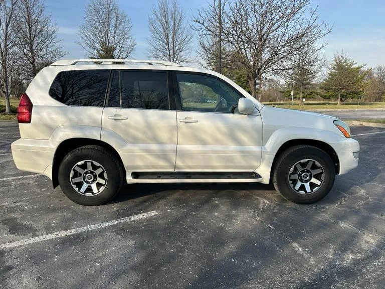 2005 Lexus GX 1st Gen - Image 6 of 16