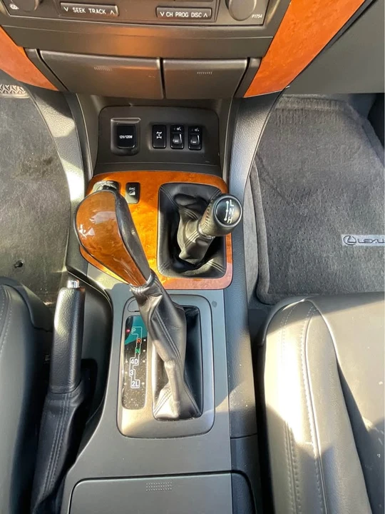 2005 Lexus GX 1st Gen - Image 11 of 20