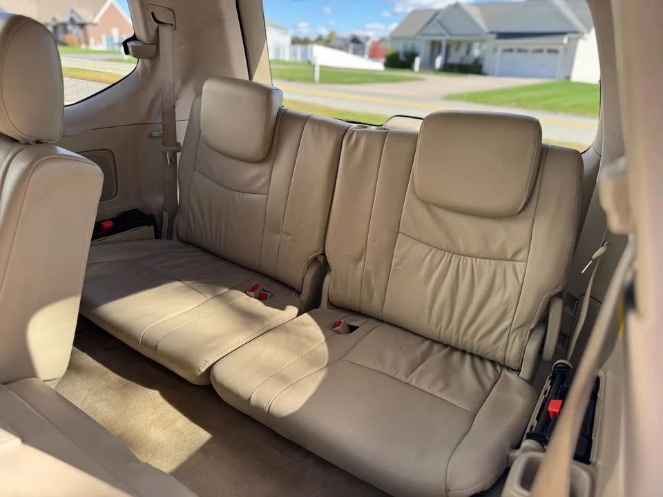 2005 Lexus GX 1st Gen - Image 12 of 19