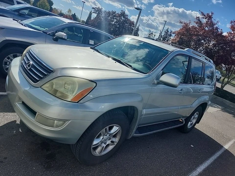 2005 Lexus GX 1st Gen - Image 3 of 11