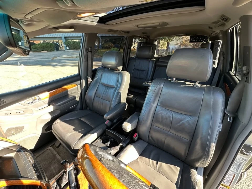 2005 Lexus GX 2nd Gen - Image 5 of 8