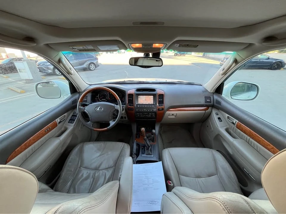2005 Lexus GX 2nd Gen - Image 3 of 4