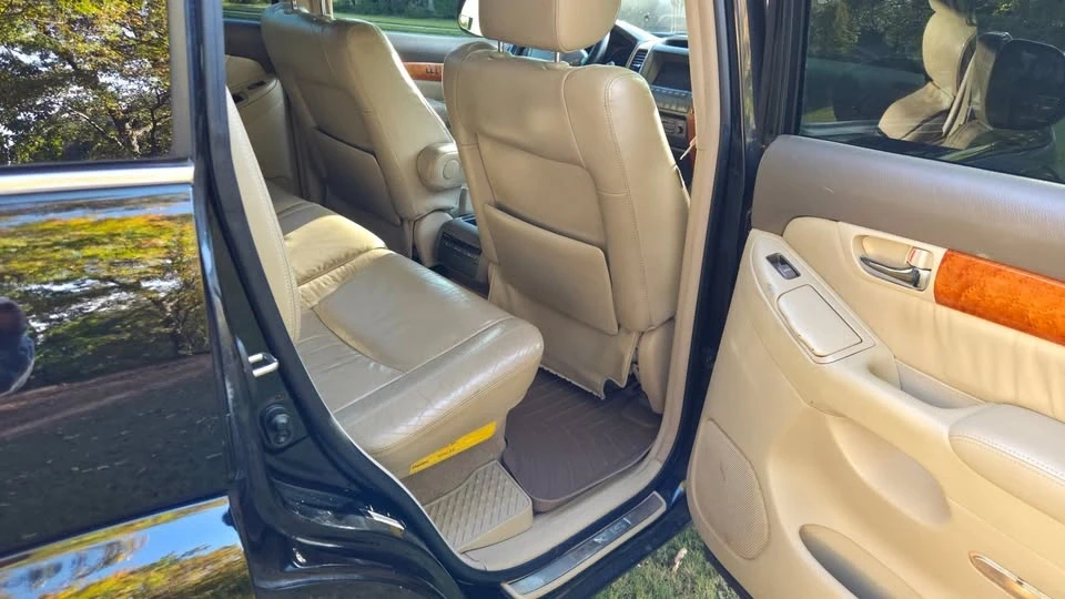 2005 Lexus GX 1st Gen - Image 7 of 20