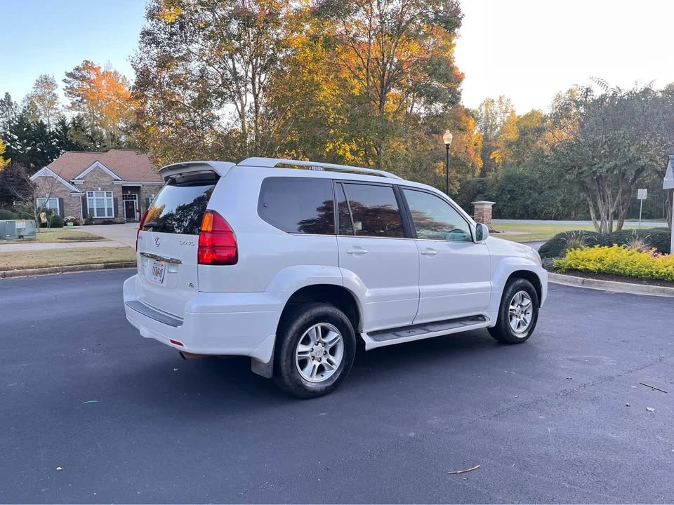 2005 Lexus GX 2nd Gen - Image 4 of 14