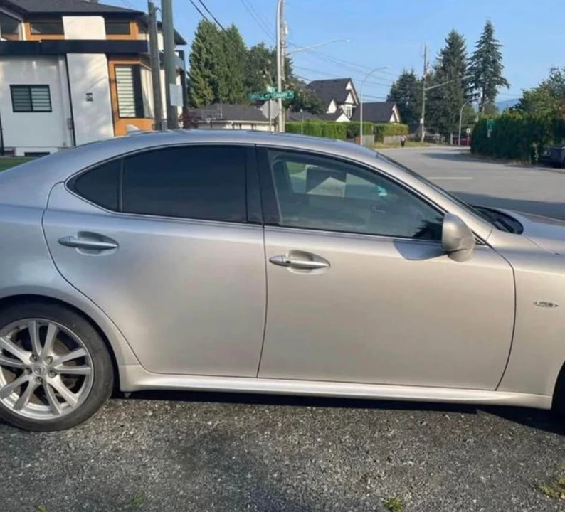 2005 Lexus IS 1st Gen - Image 2 of 7
