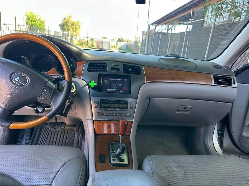 2005 Lexus IS 2nd Gen - Image 7 of 13